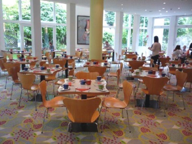 Radisson Red Berlin Kudamm Hotel Luaran gambar